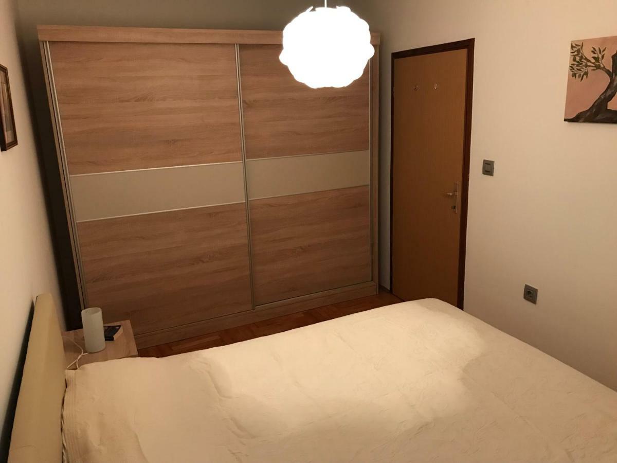 Apartment Pula Center - Near The Central Bus Station Esterno foto